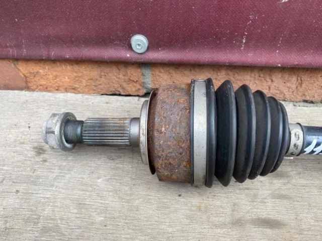 Привод передний правый для Honda Accord 7 2002-2008 на фотографиях