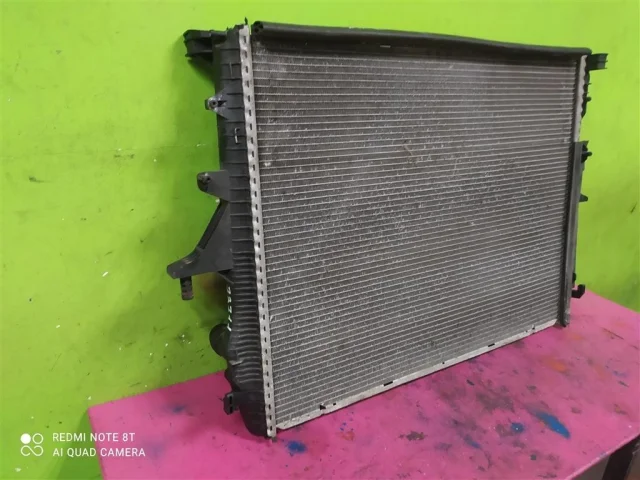 Радиатор охлаждения ДВС для Volkswagen Touareg I (7L) 2002-2010 на фотографиях