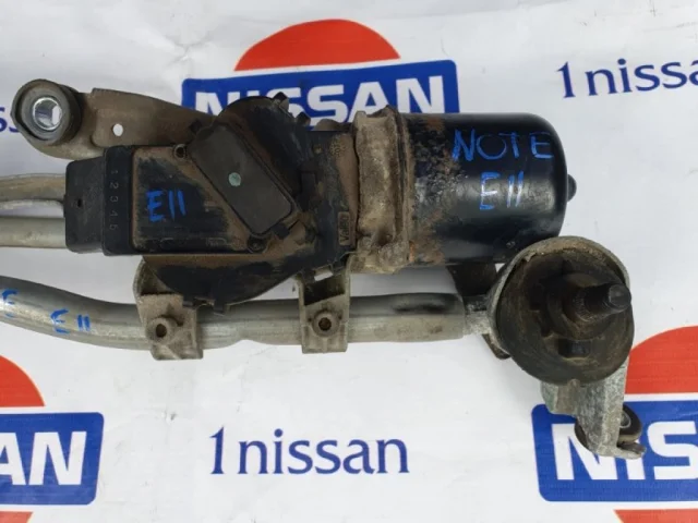 Трапеция стеклоочистителей для Nissan Note E11 2005-2012 на фотографиях