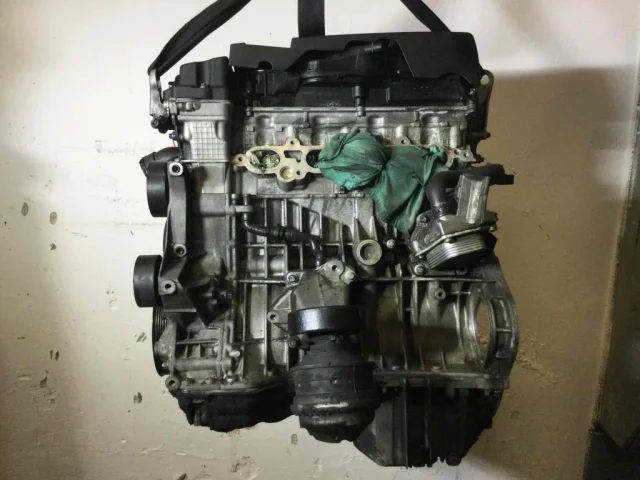 Двигатель без навесного для Mercedes-Benz CLK class C209 2002-2011 на фотографиях