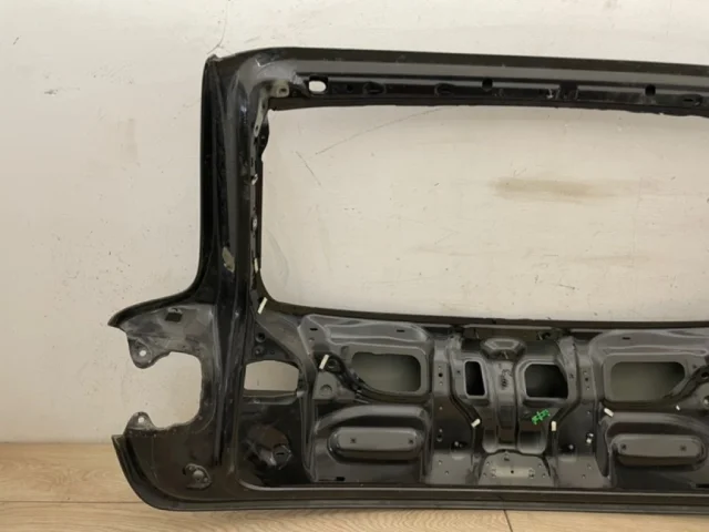 Крышка багажника для Audi Q7 4L 2005-2015 на фотографиях