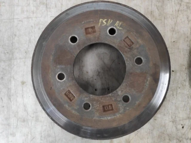 Диски тормозные задние (комплект) для Mitsubishi Pajero Sport KH0 2008-2013 на фотографиях