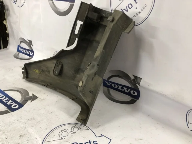 Накладка порога левая для Volvo XC70 BZ 2007-2016 на фотографиях