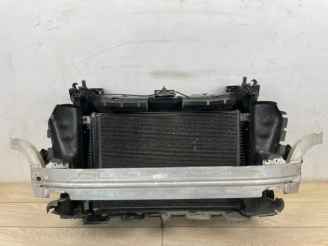 Кассета радиаторов для Audi Q7 4M 2015+ на фотографиях