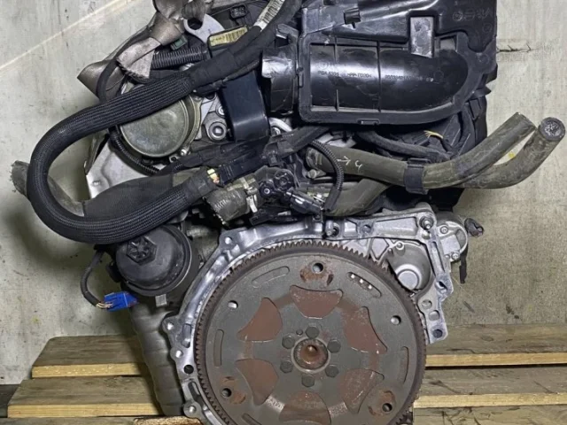 Двигатель без навесного для Peugeot 508 Седан 2011-2018 на фотографиях