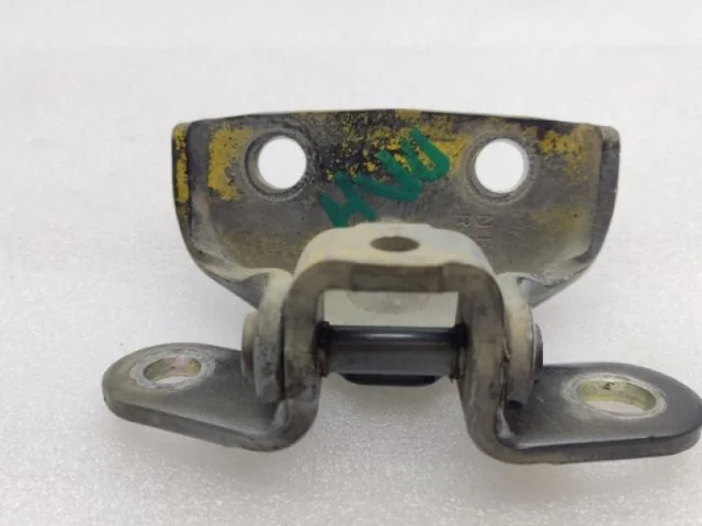 Стекла и зеркала для Hyundai i40 1 rest Седан 2015-2018 на фотографиях