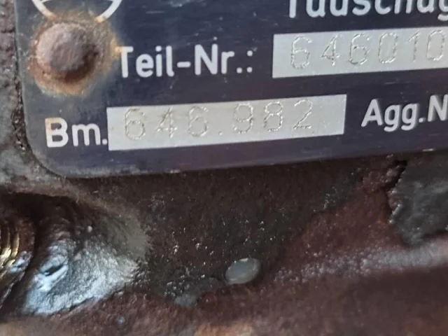 Двигатель для Mercedes-Benz Vito W639 Vito Микроавтобус 2003-2013 на фотографиях