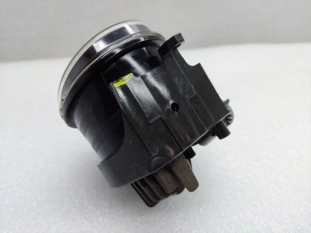 Противотуманка (ПТФ) передняя левая для Toyota Alphard H30 2015+ на фотографиях