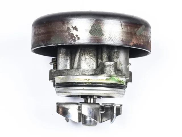 Насос охлаждающей жидкости ДВС(Помпа) для Mazda MPV LW 1999-2006 на фотографиях