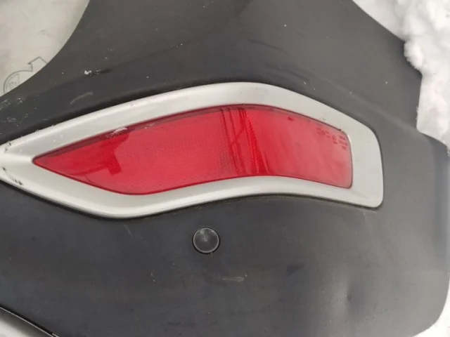 Отражатель (катафот) заднего бампера правый для Volvo XC70 BZ 2007-2016 на фотографиях