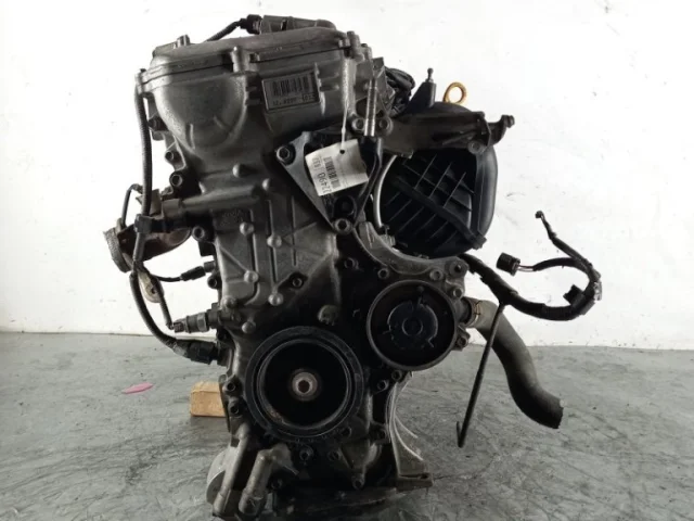 Двигатель для Toyota RAV4 XA40 2013-2015 на фотографиях