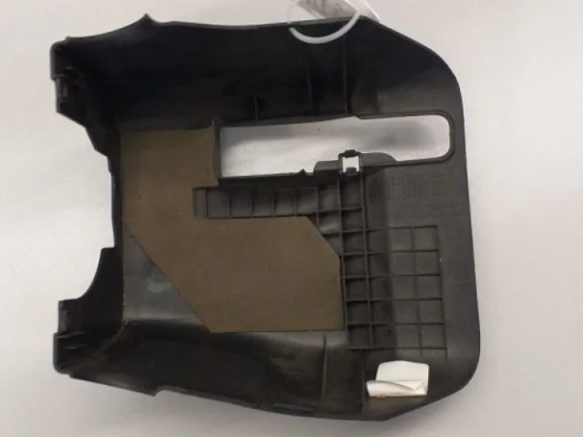 Кожух рулевой колонки для Toyota RAV4 XA30 2005-2012 на фотографиях