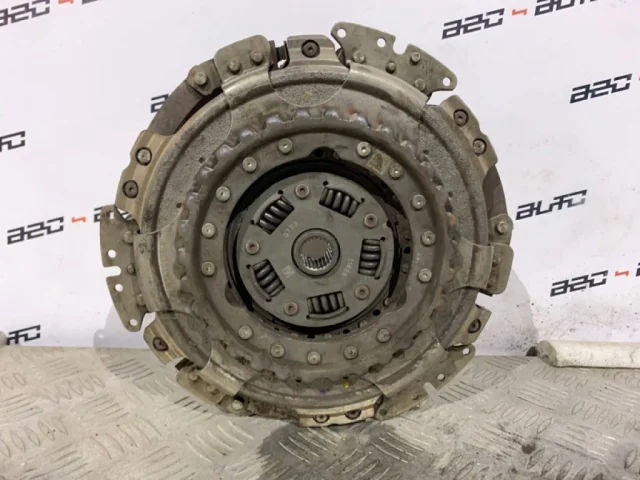 Сцепление в сборе для Volkswagen Passat (B7) 2010-2014 на фотографиях