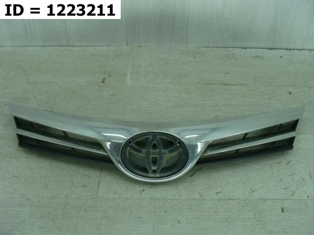 Решетка радиатора для Toyota Corolla E180 rest (RU) 2016-2019 на фотографиях