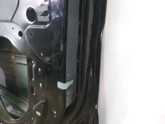 Дверь передняя правая для Ford Explorer U502 rest 2014-2019 на фотографиях