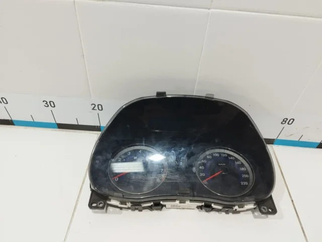 Приборная панель для Hyundai Solaris 1 RB (2011-2013) на фотографиях