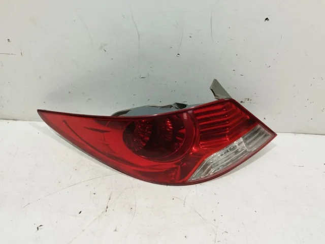 Фонарь внешний левый для Hyundai Solaris 1 рестайлинг 2014-2017 Хэтчбек на фотографиях