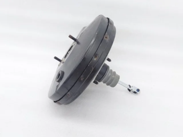 Вакуумный усилитель тормозов для Renault Duster HS 2010-2015 на фотографиях