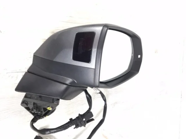 Зеркало боковое правое для Audi Q7 4M 2015+ на фотографиях