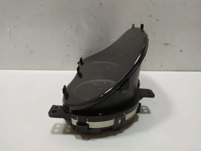 Приборная панель для Hyundai Solaris 1 RB (2011-2013) на фотографиях