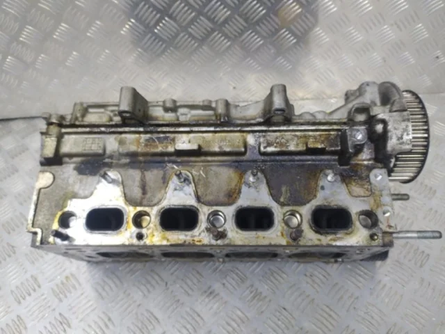 ГБЦ для Renault Logan 2007-2012 (Универсал KS) на фотографиях