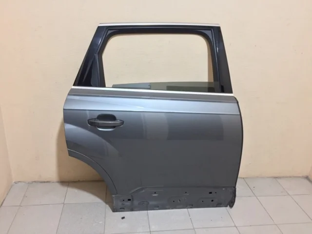 Дверь задняя правая для Audi Q7 4M 2015+ на фотографиях