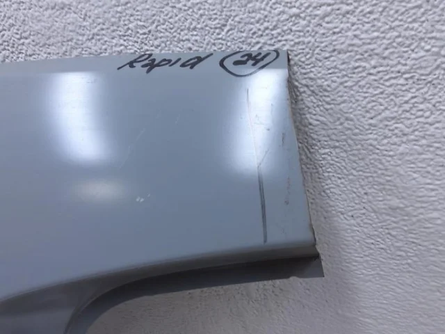 Заднее правое крыло для Skoda Rapid I rest NH3 2017-2020 на фотографиях