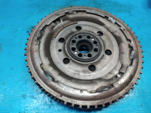 Маховик для Nissan X-Trail T30 RU 2001-2007 на фотографиях