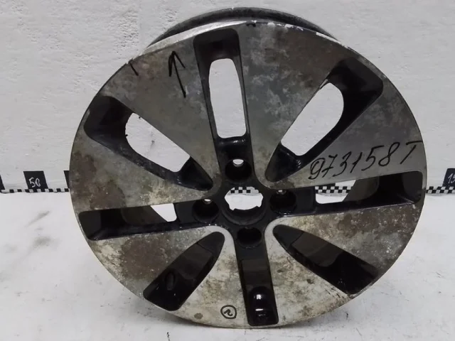 Диск колесный литой для Kia Rio 3 на фотографиях