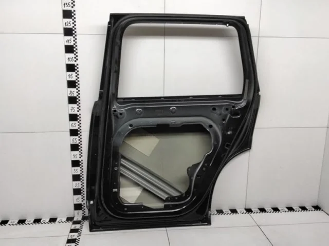 Дверь задняя правая для Volvo XC90 II L 2014-2019 на фотографиях