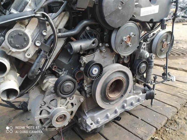 Двигатель для Volkswagen Touareg I (7L) 2002-2010 на фотографиях