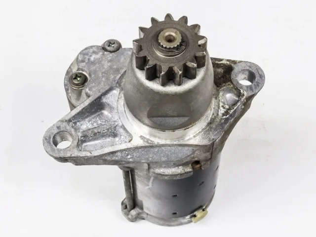 Стартер для Toyota RAV4 XA30 2005-2012 на фотографиях