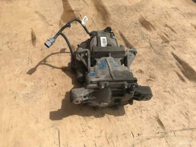 Редуктор переднего моста для Kia Sorento 1 BL 2002-2009 на фотографиях