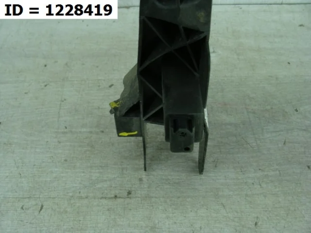 Бампер для Mercedes-Benz GLB class X247 2019+ на фотографиях