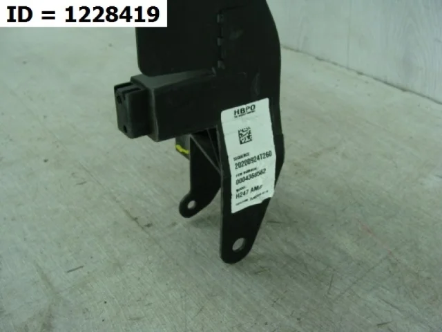 Бампер для Mercedes-Benz GLB class X247 2019+ на фотографиях