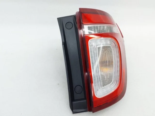 Фонарь правый для Ford Explorer U251 2005-2011 на фотографиях