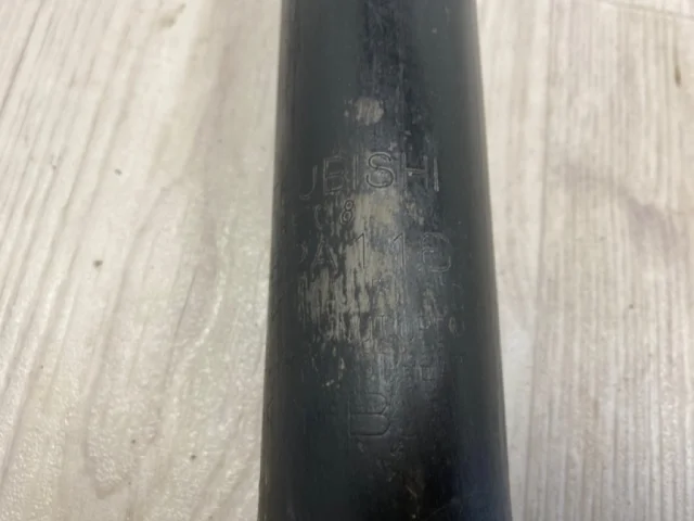 Амортизатор задний правый для Mitsubishi Pajero V70 5dr 1999-2006 на фотографиях