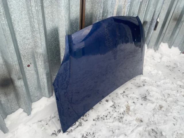 Капот для Opel Zafira B 2005-2015 на фотографиях