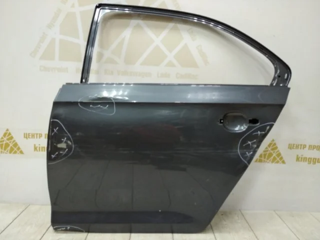 Дверь задняя левая для Skoda Rapid I rest NH3 2017-2020 на фотографиях