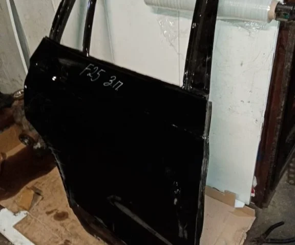 Накладка на дверь задняя правая для BMW X3 G01 2017-2023 на фотографиях