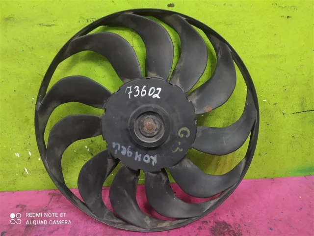 Вентилятор радиатора охлаждения ДВС для Volkswagen Golf III (1H5)Универсал (EU) 1991-2001 на фотографиях