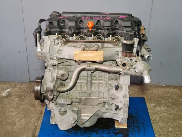 Двигатель для Honda Stream RN6-RN9 2006-2014 на фотографиях