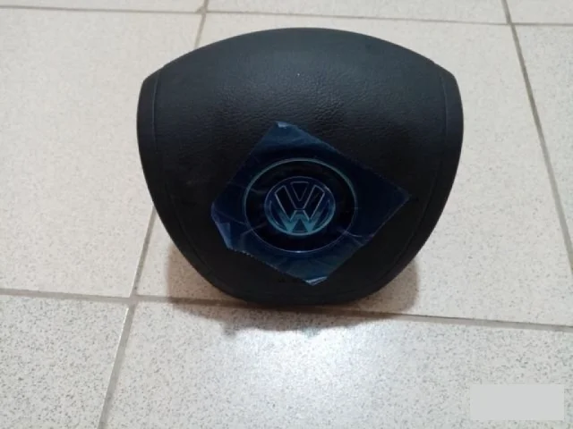 Подушка безопасности водителя для Volkswagen Touareg II (7P5) 2010-2014 на фотографиях