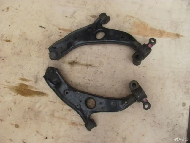 Рычаг передний левый нижний для Mazda CX 5 KE 2011-2017 на фотографиях