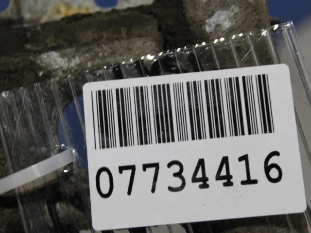 Усилитель бампера передний нижний для Mercedes-Benz GLE class W166 2015-2018 на фотографиях