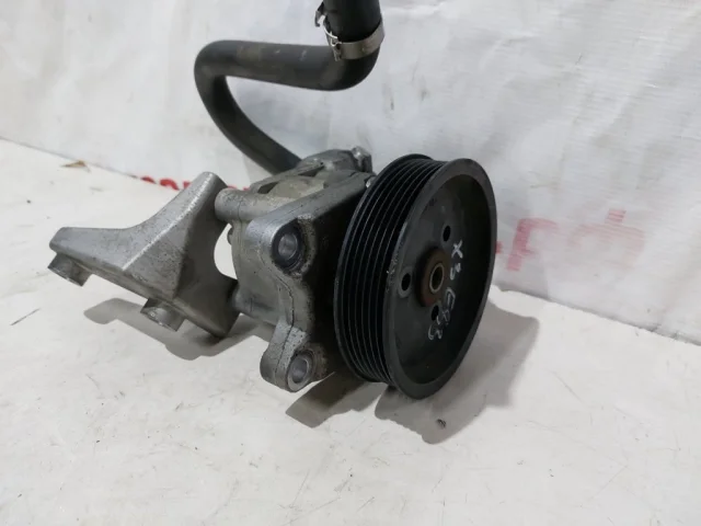 Насос ГУР для BMW X3 Е83 2003-2010 на фотографиях