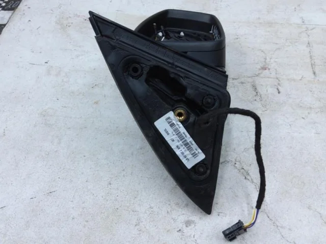 Зеркало боковое правое для Skoda Rapid I rest NH3 2017-2020 на фотографиях