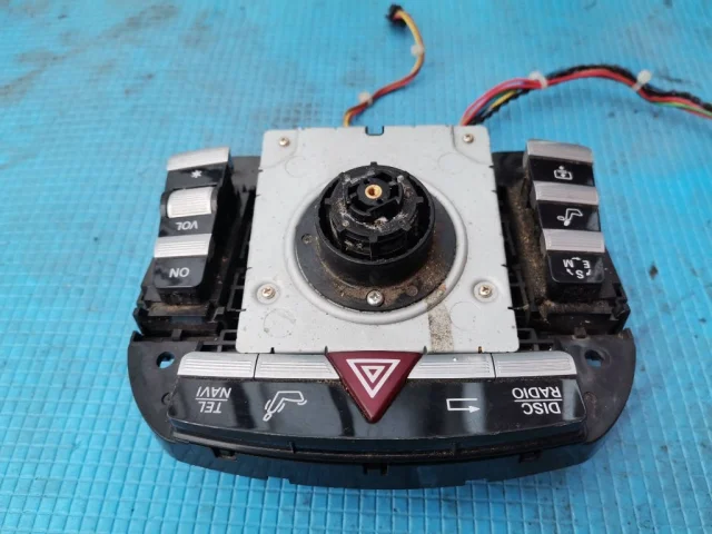 Стекла и зеркала для Mercedes-Benz CL class C216 2006-2014 на фотографиях