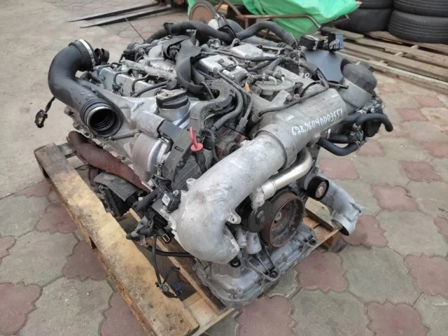 Двигатель для Mercedes-Benz G class W463 1990-2012 на фотографиях