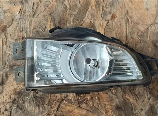 Противотуманка (ПТФ) передняя левая для Opel Insignia Седан A 2008-2017 на фотографиях